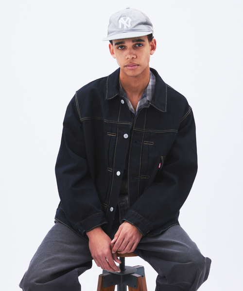 Levi's(リーバイス)の「LEVI’S(R) / リーバイス(R) タイプ1 トラッカージャケット 後染めカスタム(デニムジャケット・メンズ・ブラック・XXX-LARGE/XX-LARGE)」の4枚目の写真