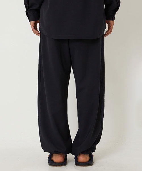 BLUE BLUE JAPAN（ブルーブルージャパン）の「ドライポプリン メブキシシュウ ドローパンツ（その他パンツ・メンズ・ダークネイビー・S/M/L/XL）」の4枚目の写真