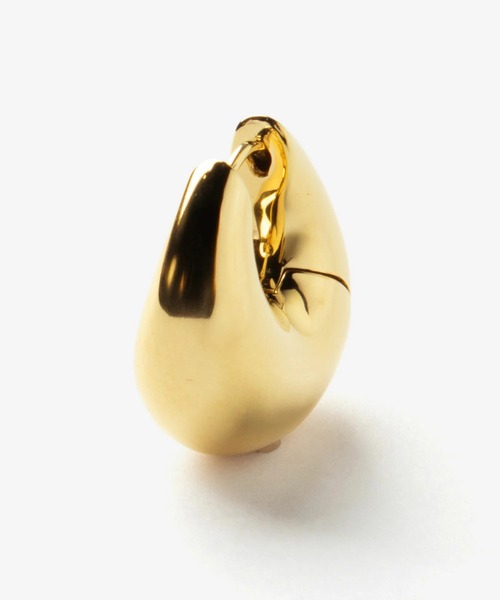 TOM WOOD（トムウッド）の「TOM WOOD Bao Hoops Medium Gold トムウッド バオ フープ ミディアム  ピアス（ピアス（両耳用）・レディース・ゴールド・FREE）」の4枚目の写真