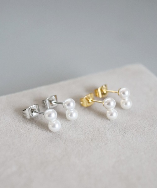 CERCA(チェルカ)の「KAM.accessory/2粒パール/スタッドピアス/パールピアス/サージカルステンレス316L/金属アレルギー対応(ピアス(両耳用)・レディース・ゴールド/シルバー・FREE)」の2枚目の写真