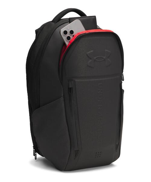 UNDER ARMOUR(アンダーアーマー)の「UAノーウェイ バックパック(トレーニング/メンズ/レディース)(バックパック/リュック・レディース・ブラック・ONESIZE)」の6枚目の写真