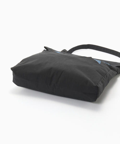 PULP/417EDIFICE（パルプフォーワンセブンエディフィス）の「This Uniform / ディス ユニフォーム CHARCOAL STAR BAG（ショルダーバッグ・メンズ・チャコールグレー・FREE）」の4枚目の写真