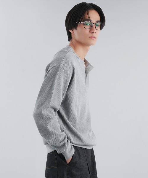 Adoon plain（アドーンプレーン）の「THERMAL HENRY NECK SNAP BUTTON LONG SLEEVE T / サーマルヘンリーネックスナップボタンロングスリーブT（Tシャツ/カットソー・メンズ・ブラック/ライトグレー/パープル・MEDIUM/LARGE）」の6枚目の写真
