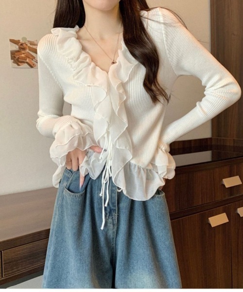 Ritzy(リッツィー)の「チュールフリルリブニットトップス(Tシャツ/カットソー・レディース・ホワイト/ベージュ/ブラック・FREE)」の10枚目の写真