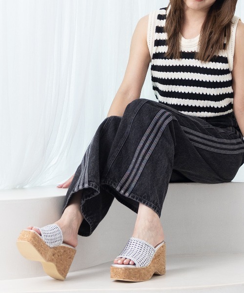 attagirl(アタガール)の「メッシュ編みウェッジミュールサンダル(サンダル・レディース・ブラウン/ブラック/ホワイト/シルバー・LL/L/M/S)」の6枚目の写真