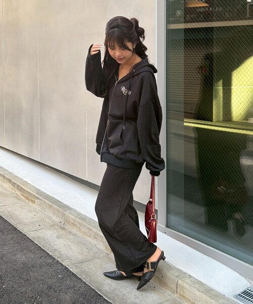 Another Branch olive des olive（アナザーブランチオリーブデオリーブ）の「【セットアップ対応】キラキラスエットパンツ（スウェットパンツ・レディース・ブラック/ネイビー/ピンク/トップグレー・FREE）」の12枚目の写真