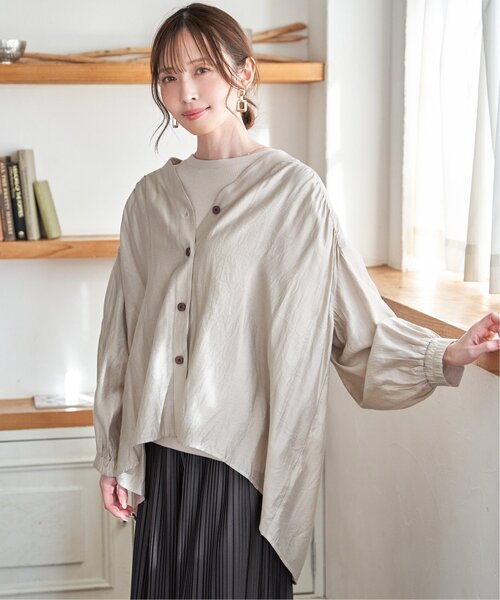 ikka(イッカ)の「V襟シャーディガン(シャツ/ブラウス・レディース・グレイッシュベージュ/ブラック・L/M)」の16枚目の写真