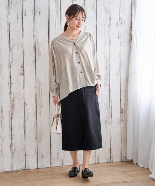 ikka(イッカ)の「V襟シャーディガン(シャツ/ブラウス・レディース・グレイッシュベージュ/ブラック・L/M)」の6枚目の写真