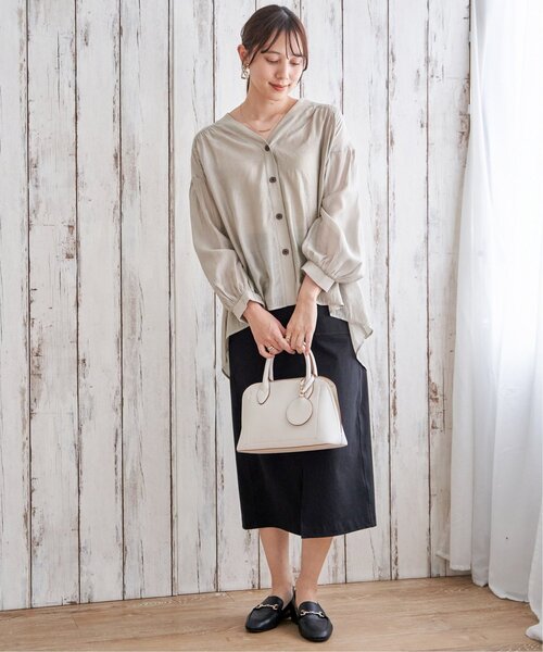 ikka(イッカ)の「V襟シャーディガン(シャツ/ブラウス・レディース・グレイッシュベージュ/ブラック・L/M)」の5枚目の写真