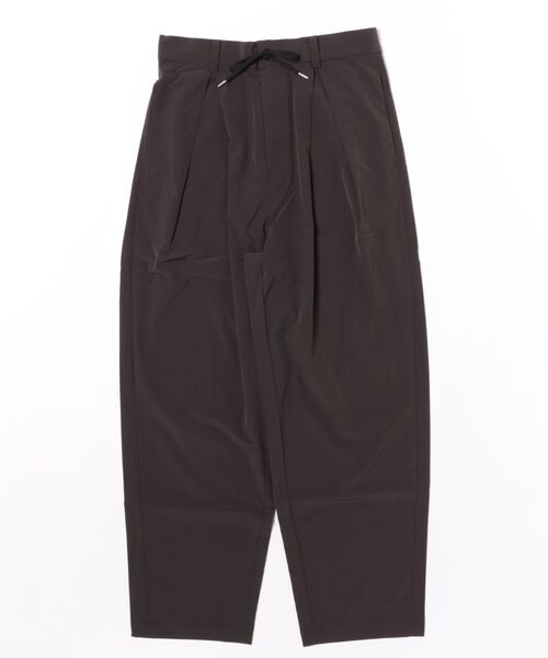 TAKA-Q（タカキュー）の「【ストレッチ ウォッシャブル 軽量 ポケッタブル】タカキュー ナチュラル ワッシャー ワンタック パンツ(セットアップ可能)（スラックス・メンズ・ブラック/ブラウン/グレー・MEDIUM/LARGE）」の17枚目の写真