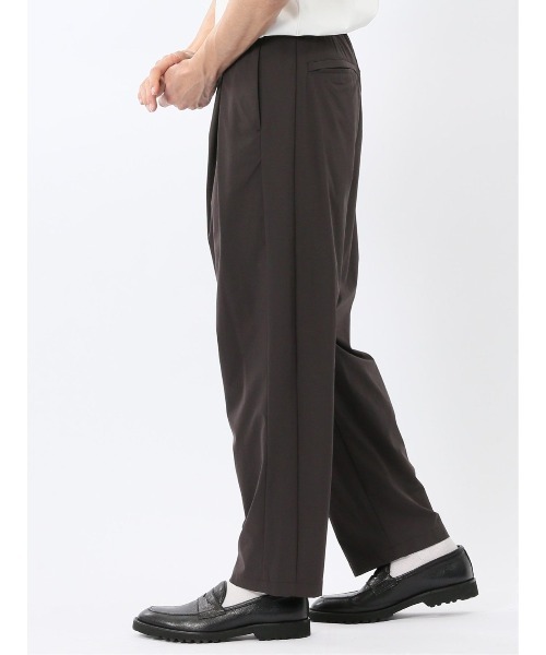 TAKA-Q（タカキュー）の「【ストレッチ ウォッシャブル 軽量 ポケッタブル】タカキュー ナチュラル ワッシャー ワンタック パンツ(セットアップ可能)（スラックス・メンズ・ブラック/ブラウン/グレー・MEDIUM/LARGE）」の7枚目の写真