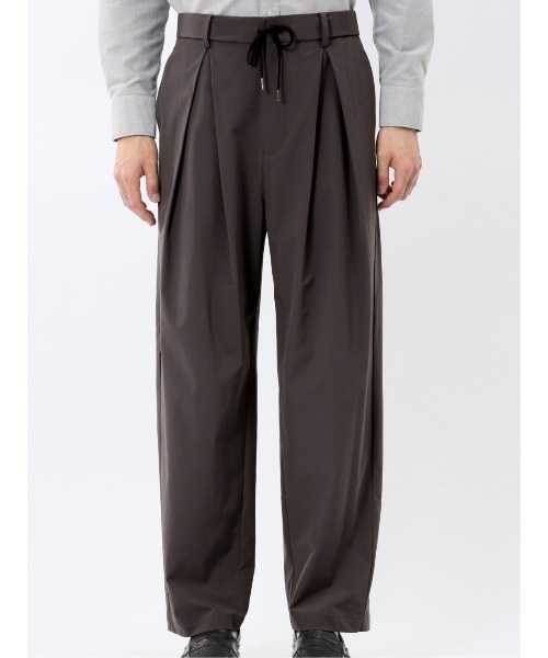 TAKA-Q（タカキュー）の「【ストレッチ ウォッシャブル 軽量 ポケッタブル】タカキュー ナチュラル ワッシャー ワンタック パンツ(セットアップ可能)（スラックス・メンズ・ブラック/ブラウン/グレー・MEDIUM/LARGE）」の11枚目の写真