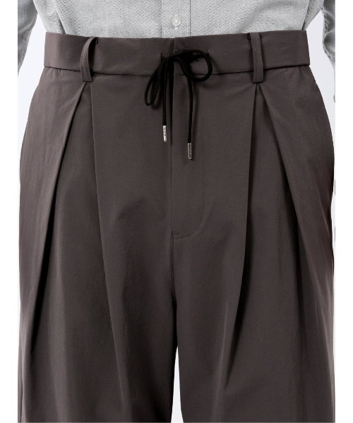 TAKA-Q（タカキュー）の「【ストレッチ ウォッシャブル 軽量 ポケッタブル】タカキュー ナチュラル ワッシャー ワンタック パンツ(セットアップ可能)（スラックス・メンズ・ブラック/ブラウン/グレー・MEDIUM/LARGE）」の15枚目の写真