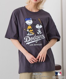 UNIIT（ユニット）の「【PEANUTS×MLB】【GWのレジャーに】MLB×スヌーピー 刺繍Tシャツ  厚手コットン100%  透けない・丈夫 ストリートスタイル（Tシャツ/カットソー）」