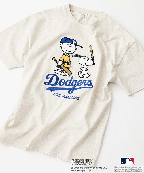 PEANUTS(ピーナッツ)の「【PEANUTS×MLB】【レジャー・フェスに】MLB×スヌーピー 刺繍Tシャツ 厚手コットン100% 透けない・丈夫 ストリートスタイル(Tシャツ/カットソー・メンズ・ブラック系その他3/ホワイト系その他2/ブラック系その他/ブルー系その他2/ベージュ系その他/ホワイト系その他/ホワイト系その他3/ホワイト系その他5/ブルー系その他4/ホワイト系その他4/ブラック系その他5/ベージュ系その他6/ブラック系その他6・X-LARGE/MEDIUM/LARGE)」の10枚目の写真