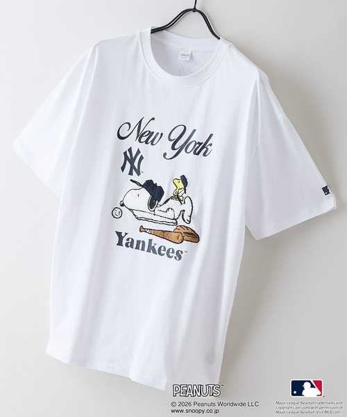 PEANUTS(ピーナッツ)の「【PEANUTS×MLB】【レジャー・フェスに】MLB×スヌーピー 刺繍Tシャツ 厚手コットン100% 透けない・丈夫 ストリートスタイル(Tシャツ/カットソー・メンズ・ブラック系その他3/ホワイト系その他2/ブラック系その他/ブルー系その他2/ベージュ系その他/ホワイト系その他/ホワイト系その他3/ホワイト系その他5/ブルー系その他4/ホワイト系その他4/ブラック系その他5/ベージュ系その他6/ブラック系その他6・X-LARGE/MEDIUM/LARGE)」の5枚目の写真