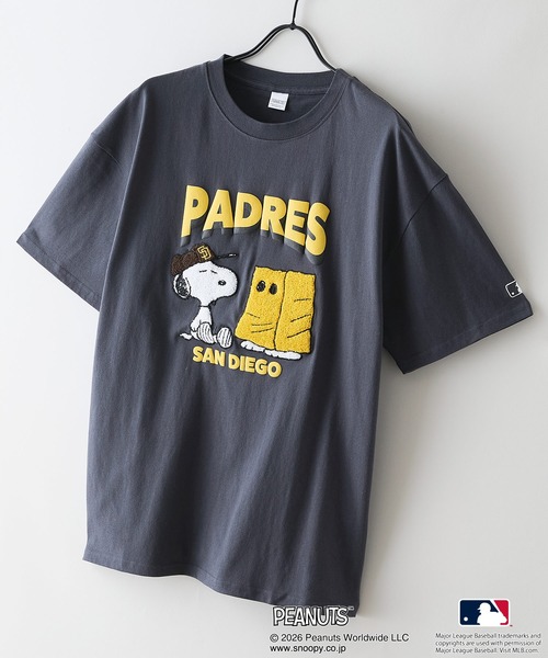 PEANUTS(ピーナッツ)の「【PEANUTS×MLB】【レジャー・フェスに】MLB×スヌーピー 刺繍Tシャツ 厚手コットン100% 透けない・丈夫 ストリートスタイル(Tシャツ/カットソー・メンズ・ブラック系その他3/ホワイト系その他2/ブラック系その他/ブルー系その他2/ベージュ系その他/ホワイト系その他/ホワイト系その他3/ホワイト系その他5/ブルー系その他4/ホワイト系その他4/ブラック系その他5/ベージュ系その他6/ブラック系その他6・X-LARGE/MEDIUM/LARGE)」の9枚目の写真