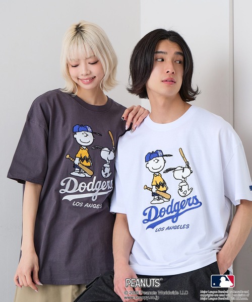 PEANUTS(ピーナッツ)の「【PEANUTS×MLB】【レジャー・フェスに】MLB×スヌーピー 刺繍Tシャツ 厚手コットン100% 透けない・丈夫 ストリートスタイル(Tシャツ/カットソー・メンズ・ブラック系その他3/ホワイト系その他2/ブラック系その他/ブルー系その他2/ベージュ系その他/ホワイト系その他/ホワイト系その他3/ホワイト系その他5/ブルー系その他4/ホワイト系その他4/ブラック系その他5/ベージュ系その他6/ブラック系その他6・X-LARGE/MEDIUM/LARGE)」の17枚目の写真