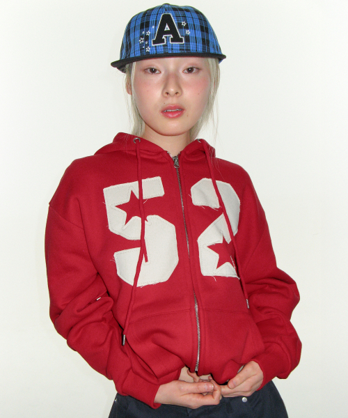 AMESWORLDWIDE(アメスワールドワイド)の「52 APPLIQUE HOODIE ZIP UP RED(パーカー・レディース・その他・LARGE/SMALL/MEDIUM)」の9枚目の写真