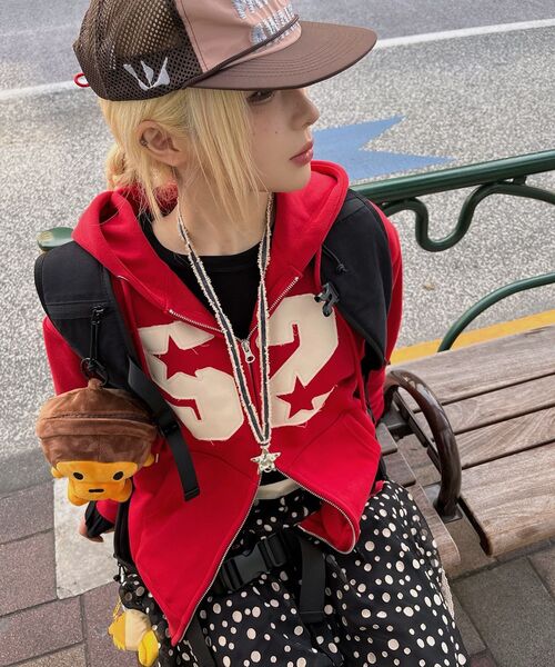 AMESWORLDWIDE(アメスワールドワイド)の「52 APPLIQUE HOODIE ZIP UP RED(パーカー・レディース・その他・LARGE/SMALL/MEDIUM)」の20枚目の写真