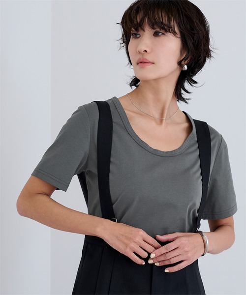 UR'S（ユアーズ）の「【接触冷感】エコUネックTシャツ（Tシャツ/カットソー・レディース・チャコール/ライトブルー/ブラック/ホワイト/ネイビー・S/L/M）」の4枚目の写真