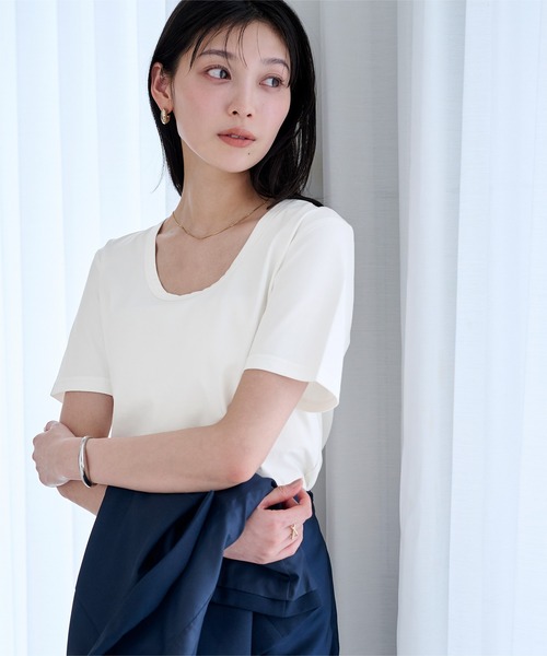 UR'S（ユアーズ）の「【接触冷感】エコUネックTシャツ（Tシャツ/カットソー・レディース・チャコール/ライトブルー/ブラック/ホワイト/ネイビー・S/L/M）」の8枚目の写真