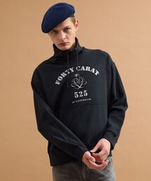 40ct＆525（フォーティーカラッツアンドゴーニーゴ）の「カレッジ風オフタートルジャージ（スウェット）」