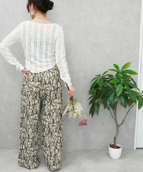 Emma(SELECT LEVERY)(エマ セレクトリベリー)の「ダメージシアーニットソー(Tシャツ/カットソー・レディース・オフホワイト/グレー/チャコール・FREE)」の12枚目の写真