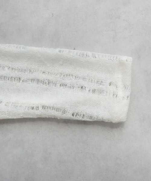 Emma(SELECT LEVERY)(エマ セレクトリベリー)の「ダメージシアーニットソー(Tシャツ/カットソー・レディース・オフホワイト/グレー/チャコール・FREE)」の5枚目の写真