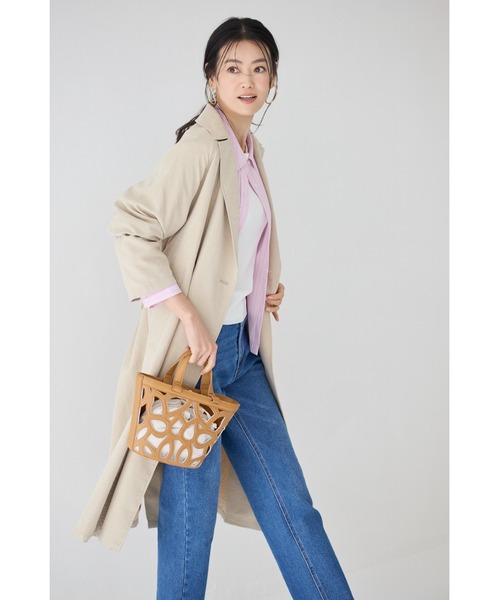 M.deux(エムドゥ)の「ピーチスキントレンチコート(トレンチコート・レディース・ベージュ・MEDIUM)」の1枚目の写真