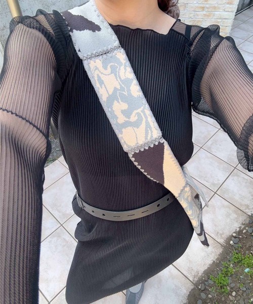 kotohayokozawa(コトハヨコザワ)の「【kotohayokozawa/コトハヨコザワ】SHEER RAGLAN DRESS/シアーリーガンドレス(ドレス・レディース・ブラウン/ブラック・2)」の2枚目の写真