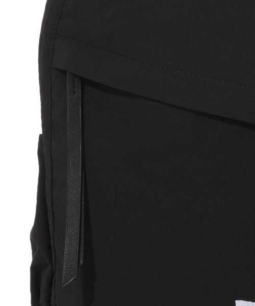 studio CLIP(スタディオクリップ)の「【軽量/13.5インチPC収納可】からだよろこぶリュック(バックパック/リュック・レディース・ブラック/カーキ・FREE)」の9枚目の写真