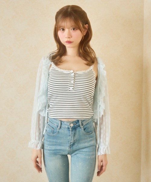 TITTY&CO.（ティティーアンドコー）の「シアーフリルカーディガン（カーディガン/ボレロ・レディース・イエロー/ブルー/アイボリー/ブラック/ピンク・FREE）」の6枚目の写真