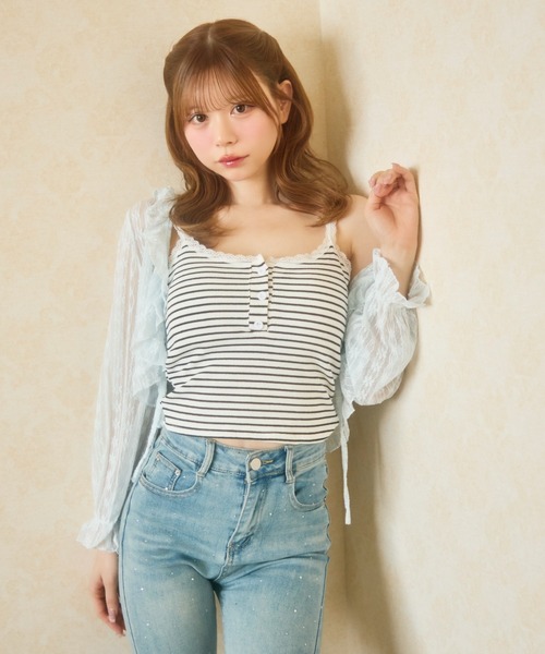 TITTY&CO.（ティティーアンドコー）の「シアーフリルカーディガン（カーディガン/ボレロ・レディース・イエロー/ブルー/アイボリー/ブラック/ピンク・FREE）」の8枚目の写真