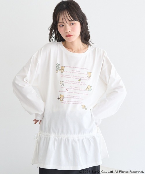 earth music&ecology(アースミュージックアンドエコロジー)の「リラックマ×earth ブラウジングロンT(Tシャツ/カットソー・レディース・オフホワイト/チャコールグレー・FREE)」の2枚目の写真