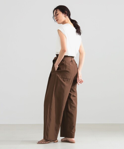 Demi-Luxe BEAMS(デミルクス ビームス)の「ハイウエスト 2タック パンツ(その他パンツ・レディース・ブラウン/ネイビー・36/38)」の8枚目の写真
