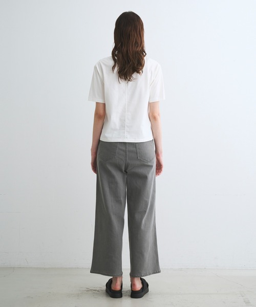 three dots(スリードッツ)の「スビン28 ジャージー VネックTシャツ(Tシャツ/カットソー・レディース・レモンイエロー/ネイビー/ホワイト系その他・SMALL)」の9枚目の写真
