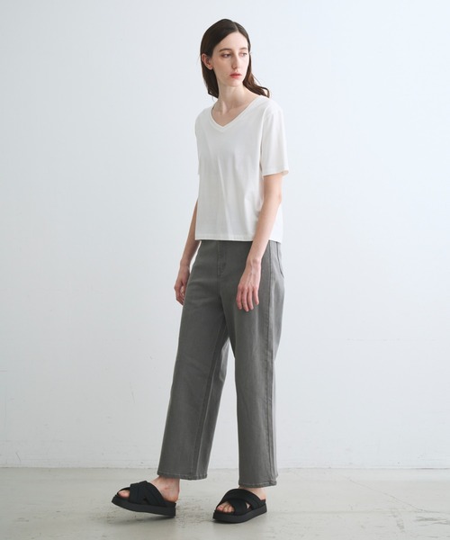 three dots(スリードッツ)の「スビン28 ジャージー VネックTシャツ(Tシャツ/カットソー・レディース・レモンイエロー/ネイビー/ホワイト系その他・SMALL)」の13枚目の写真