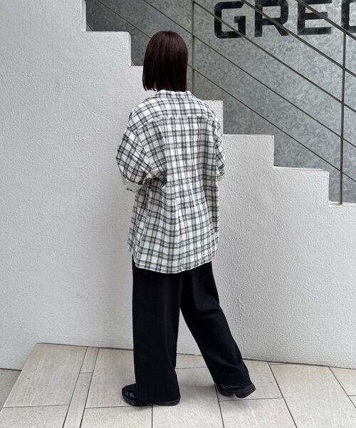 CIAOPANIC TYPY（チャオパニックティピー）の「【ユニセックス】パナマ織り/袖配色/クロス半袖チェックシャツ（シャツ/ブラウス・レディース・ベージュ/ミント/グリーン/ブルー・LARGE/MEDIUM）」の6枚目の写真