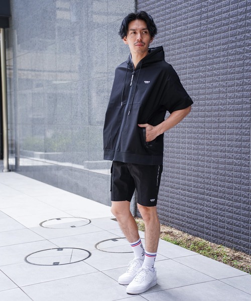 LUXE/R GOLF(ラグジュ ゴルフ)の「(RM)【LUXE/R GOLF】ストレッチ クロス ジップ パーカー 半袖 パーカ(パーカー・メンズ・ホワイト/ダークグレー/カーキ/ブラック・X-LARGE/LARGE/MEDIUM)」の15枚目の写真