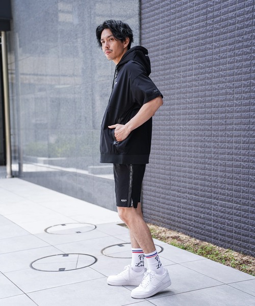 LUXE/R GOLF(ラグジュ ゴルフ)の「(RM)【LUXE/R GOLF】ストレッチ クロス ジップ パーカー 半袖 パーカ(パーカー・メンズ・ホワイト/ダークグレー/カーキ/ブラック・X-LARGE/LARGE/MEDIUM)」の17枚目の写真