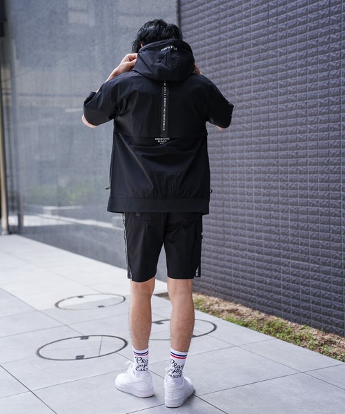 LUXE/R GOLF(ラグジュ ゴルフ)の「(RM)【LUXE/R GOLF】ストレッチ クロス ジップ パーカー 半袖 パーカ(パーカー・メンズ・ホワイト/ダークグレー/カーキ/ブラック・X-LARGE/LARGE/MEDIUM)」の19枚目の写真