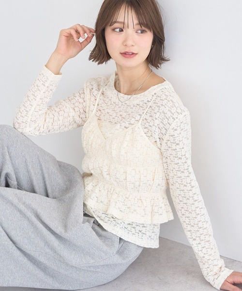 earth music&ecology(アースミュージックアンドエコロジー)の「SET2点カットレースプルオーバー+ビスチェ(Tシャツ/カットソー・レディース・ブラック/その他/アイボリー・FREE)」の1枚目の写真