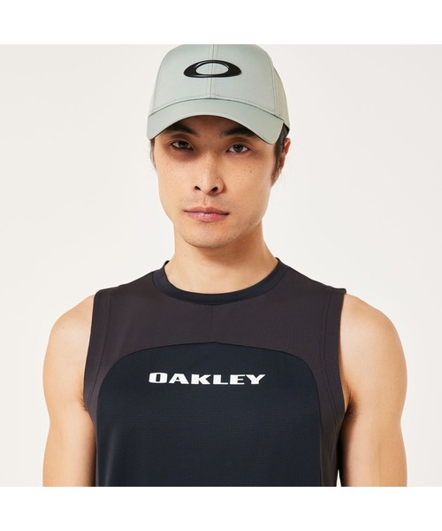 OAKLEY(オークリー)の「オークリー O-TECH COLD PERF SS CREW 3.0 タンクトップ/スポーツ・トレーニングコレクション/メンズ/OAKLEY(タンクトップ・メンズ・ブラック・M/L)」の5枚目の写真