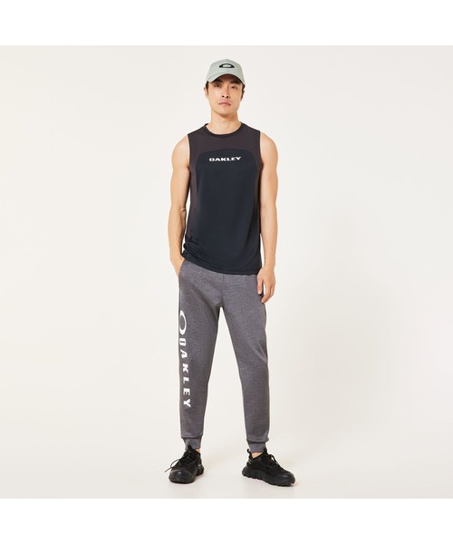 OAKLEY(オークリー)の「オークリー O-TECH COLD PERF SS CREW 3.0 タンクトップ/スポーツ・トレーニングコレクション/メンズ/OAKLEY(タンクトップ・メンズ・ブラック・M/L)」の4枚目の写真