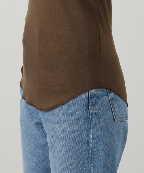 SLOBE IENA（スローブイエナ）の「《追加3》basic タンクトップ（Tシャツ/カットソー・レディース・ブラウン/ホワイト/ベージュ・FREE）」の7枚目の写真