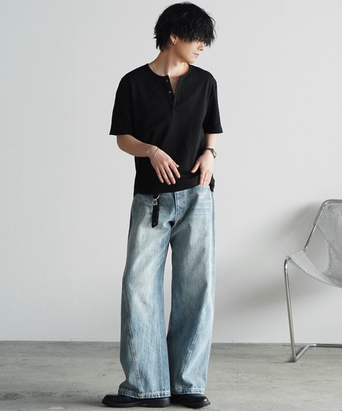 WYM LIDNM(ウィム バイ リドム)の「REFINED RIB STRETCH HENLEY TEE(Tシャツ/カットソー・メンズ・チャコール/オフホワイト/グレー/ブラック/ダークブラウン・XS/S/M/L/XL)」の17枚目の写真
