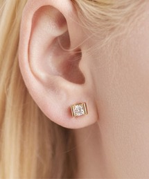 YU-KA:キュービックストーン スクエアフレームピアス Cubic Stone Square Frame Earrings
