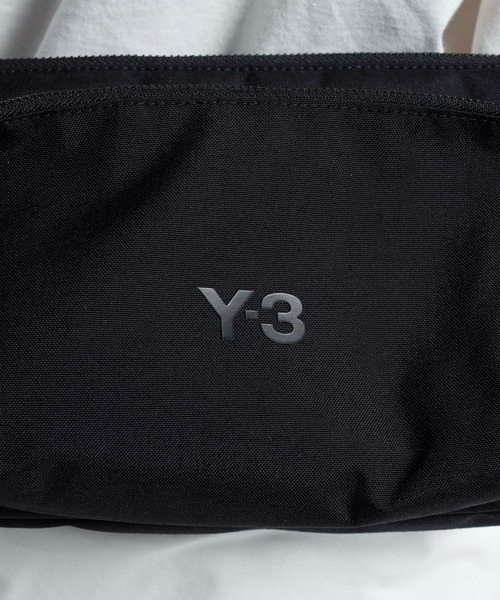 Y-3(ワイスリー)の「Y-3 CROSSBODY BAG(ボディバッグ/ウエストポーチ・メンズ・ブラック・ONE SIZE)」の2枚目の写真