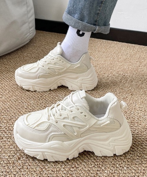 yuue' ( wear )(ユーイ)の「厚底ボリュームダッドスニーカー(スニーカー・レディース・ブラック/アイボリー・23.5cm/24.5cm)」の18枚目の写真